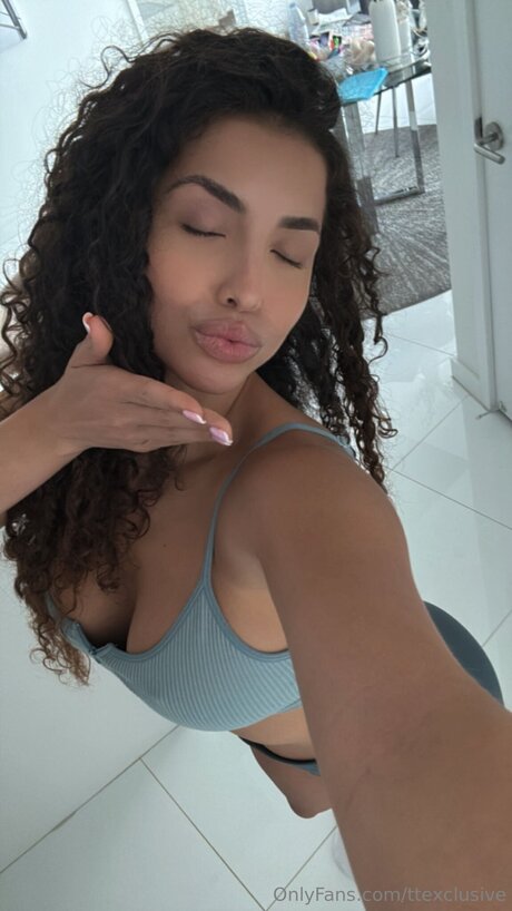 Ttexclusive pornstar pretty images