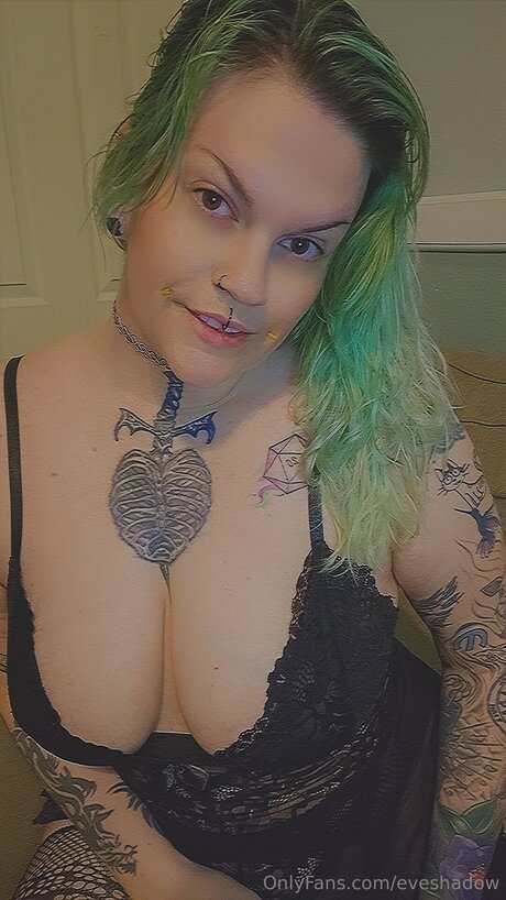 Eveshadow sex star image