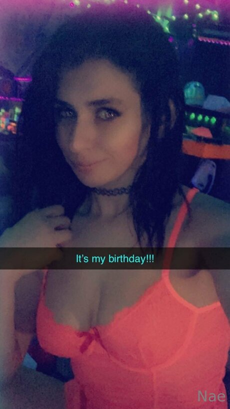 Bipoeticgirl420 pornographic model archive