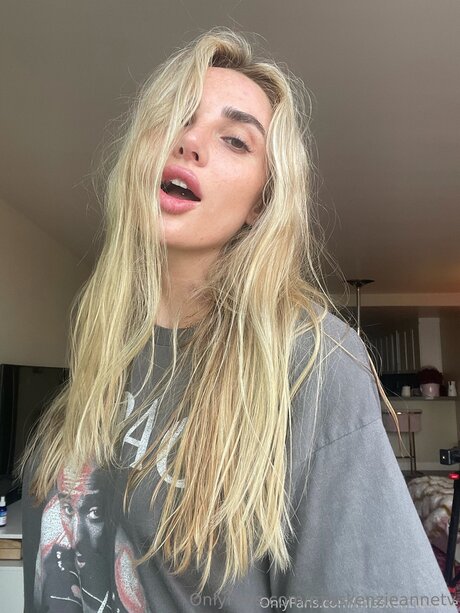 Misskenzieannetv pornstar hd photos