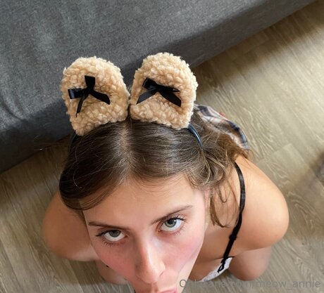 Meow Annie pornstar hot archive