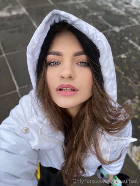 Lina Sunset pornstar top images