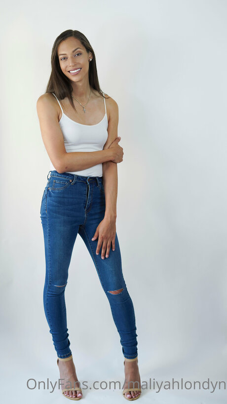 Maliyahlondyn hot pornstar images