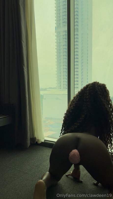 Clawdeen19 star porn picture