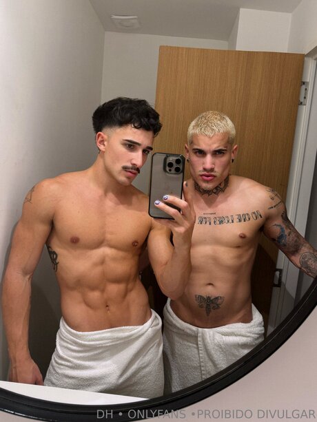 Zayd0nly model sexy images