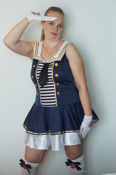 Deadssandrafree nice model galleries