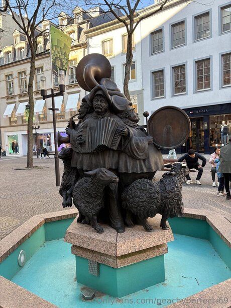 Peachyperfect 69 model naked gallery