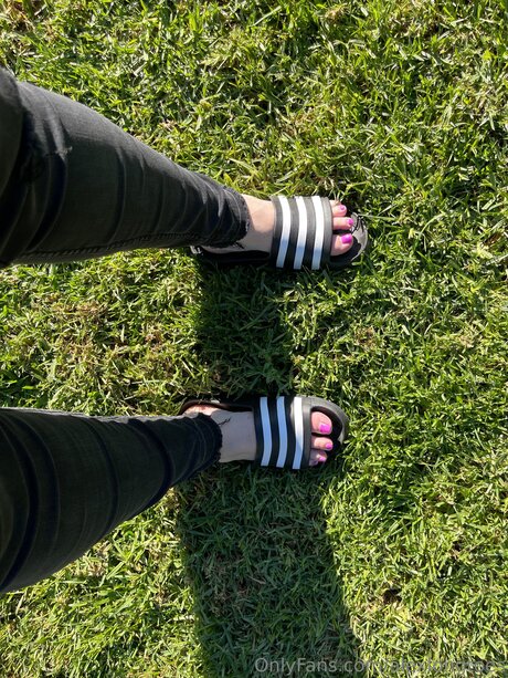 nude pregnant onlyfans pornographic images