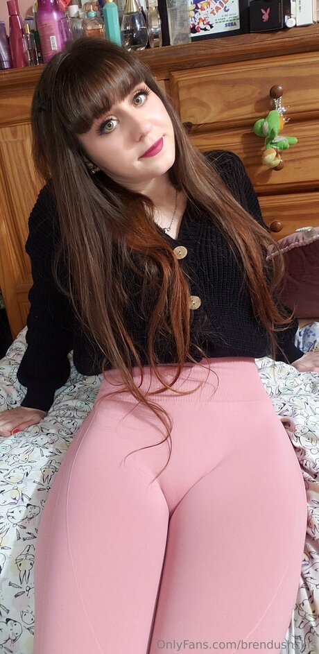 Brendushckis exclusive actress image