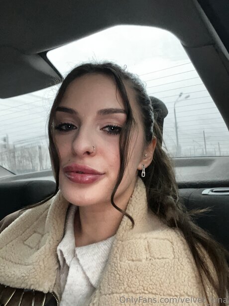 Velvet Luna pornstar xxx photos