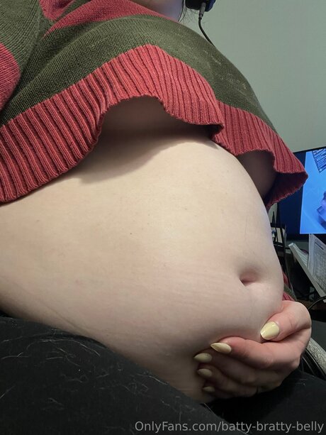 Batty Bratty Belly perfect star pic