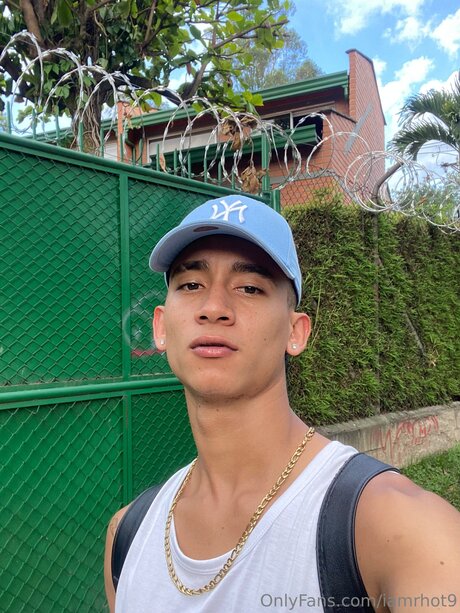 Iamrhot9 pornstar free gallery