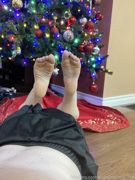 Blueeyeblonde Free top star image