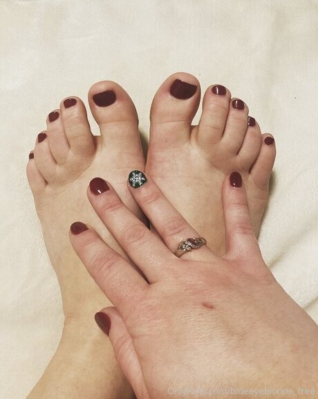 Blueeyeblonde Free top actress pic