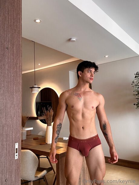 Keynle actress images