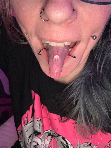 Theblazzinhippie69 hd actress pic