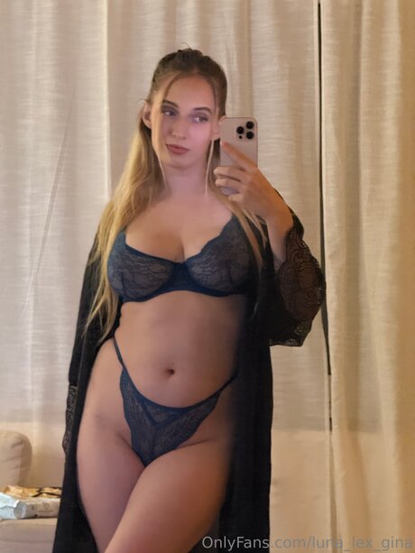 Luna Lex Gina perfect star photo