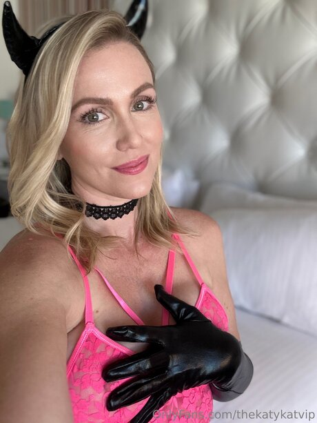Thekatykatvip star best pictures