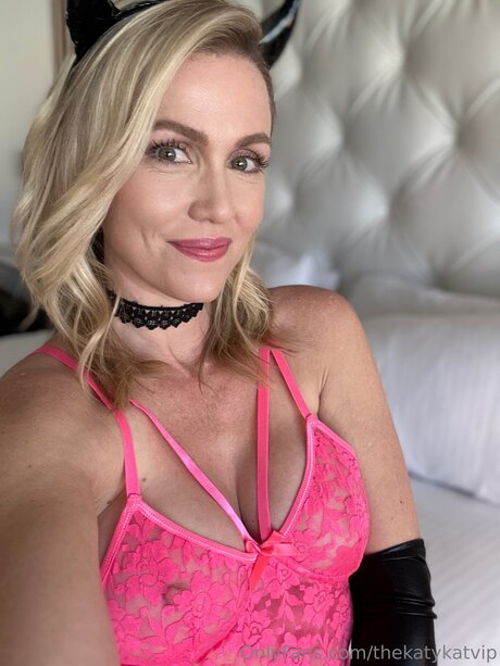 Thekatykatvip model erotic pictures