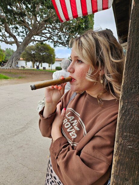 Alexxx Hart star erotic pics