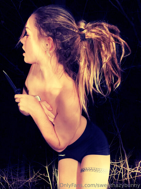 Sweethazybunny star free pic