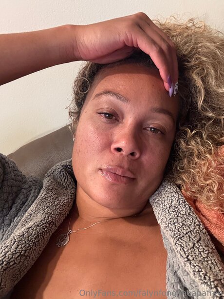 Falynfonoimoanafree model sex archive