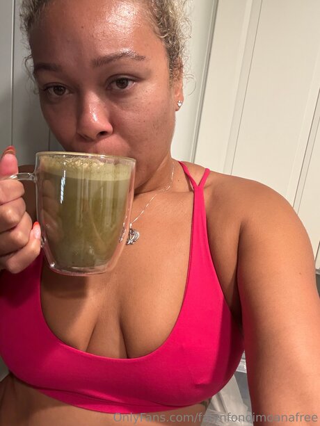 Falynfonoimoanafree star adult images