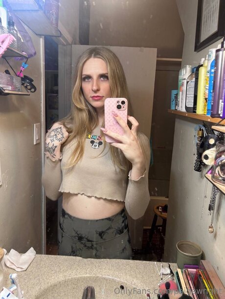 Paigewright beautiful actress galleries