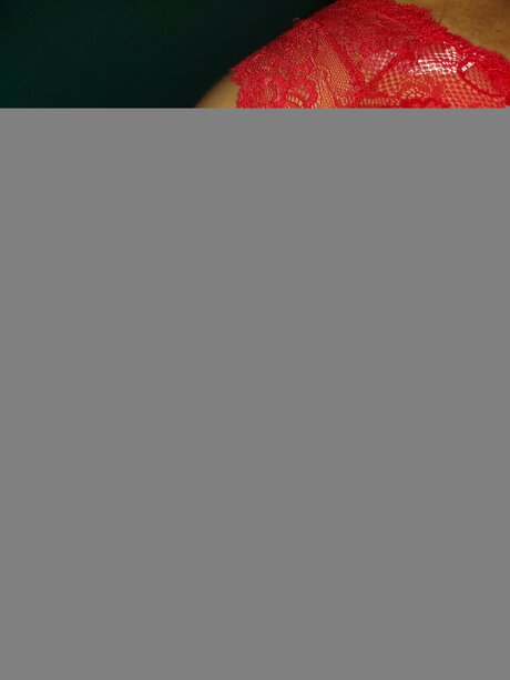 Elivm98 model nudes pic