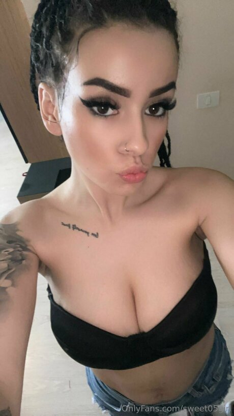 Sweet05girl Quick model image