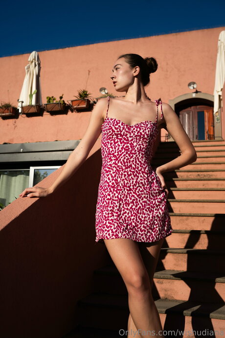 Wishudiana model pornographic gallery