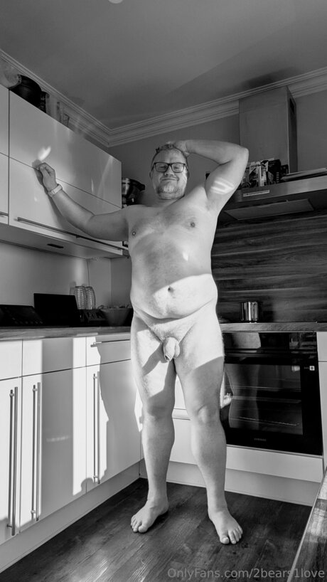 2bears1love nudes model pictures