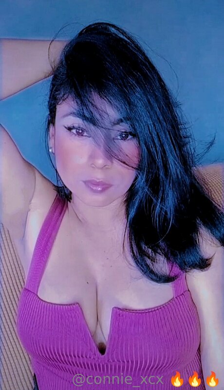 Connie Xcx naked pornstar pic