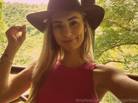 Yourbabbiigiirlfree sex model photos