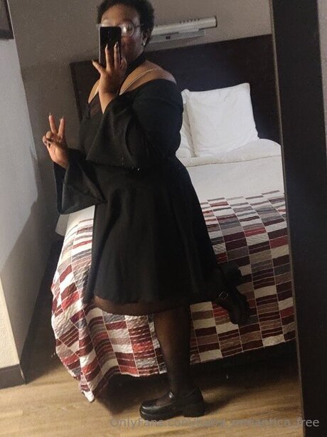 Baby Romantica Free porn star photo