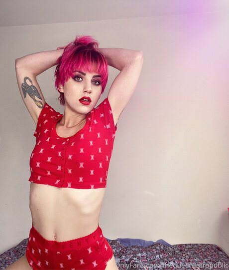 Thequeenastropublic perfect pornstar photo