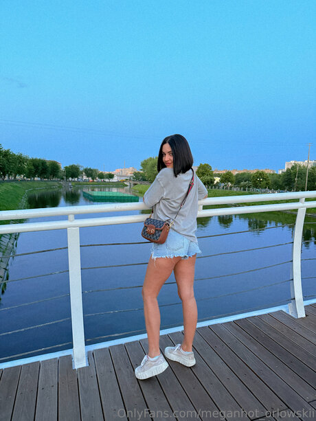 Meganhot Orlowskii nude actress archive