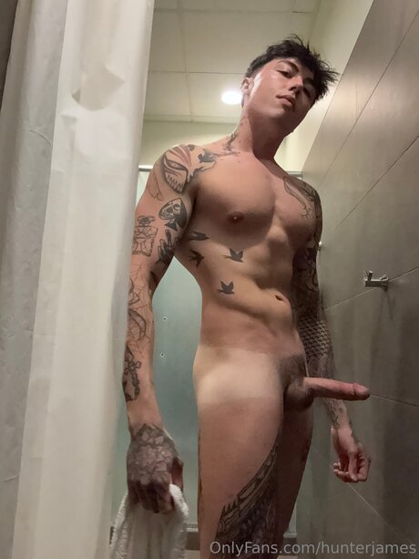 Hunterjames star hot pictures