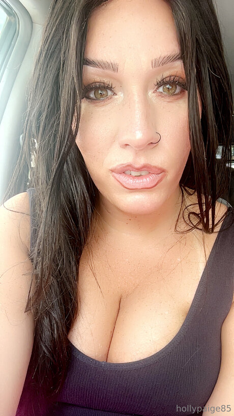 Hollypaige85 pornstar nude image