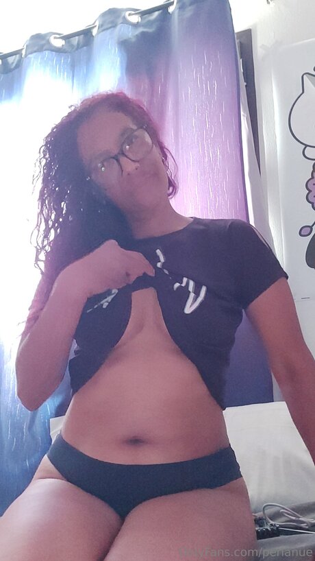 Perlanue xxx pornstar picture