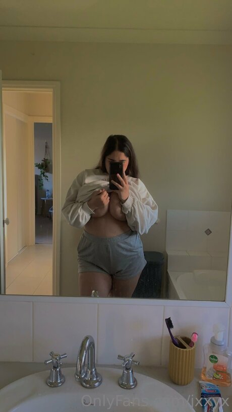 Bemyjxy pornstar exclusive images