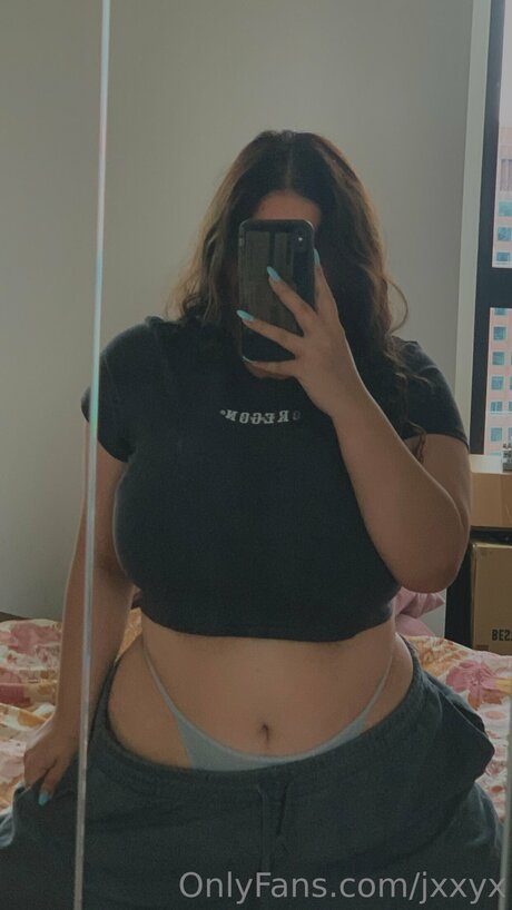 Bemyjxy naked actress archive