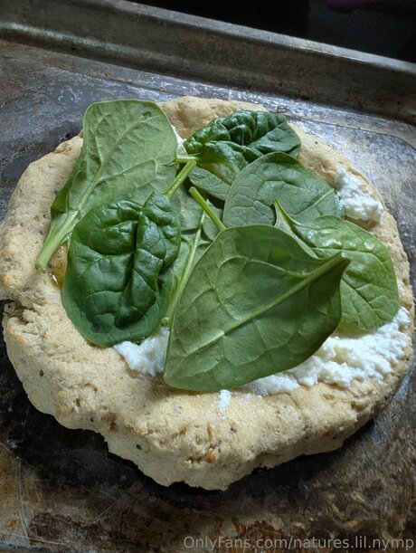 teen ladyboy onlyfans top pic