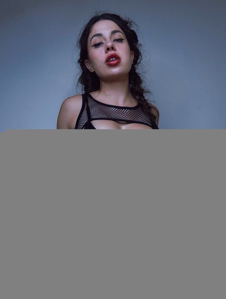 Partyqqhouse model porn images