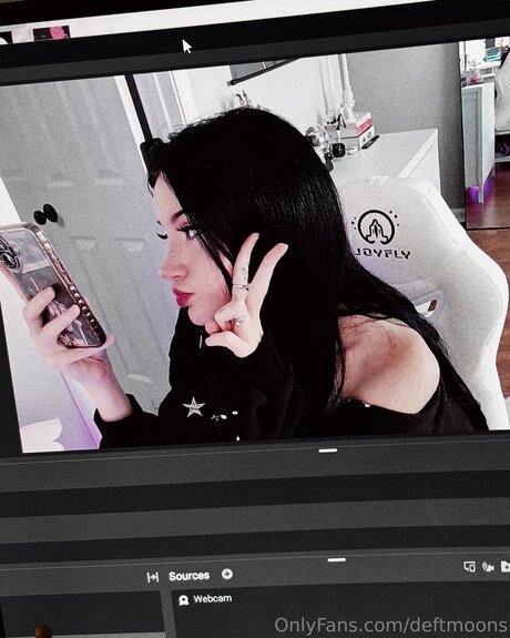 Deftmoons exclusive actress pics