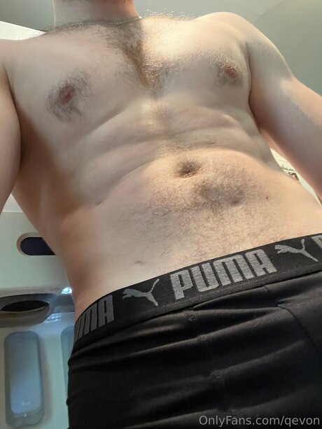 Qevon sex actress img