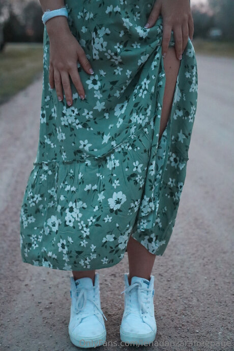 Lenadanzarafreepage sex actress galleries