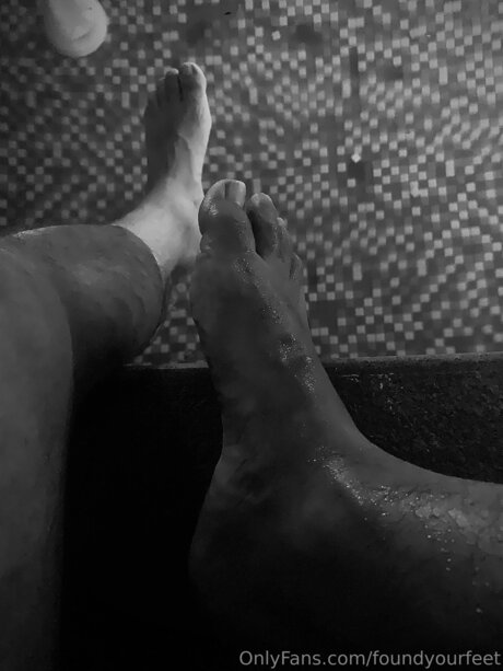 Foundyourfeet xxx star img