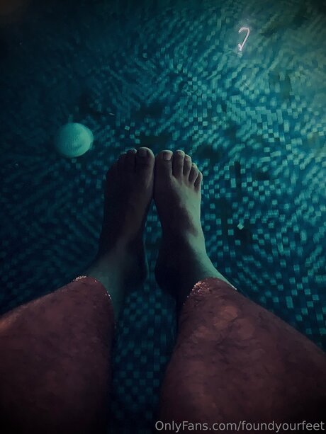 Foundyourfeet model pornographic galleries