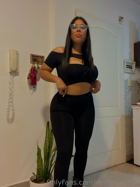 Dangerous22 pornstar perfect pictures